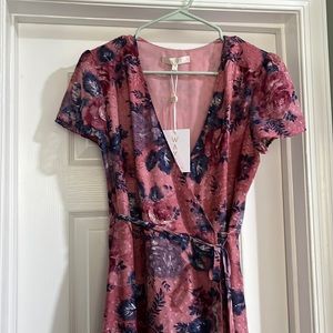 WAYF wrap dress Size XS